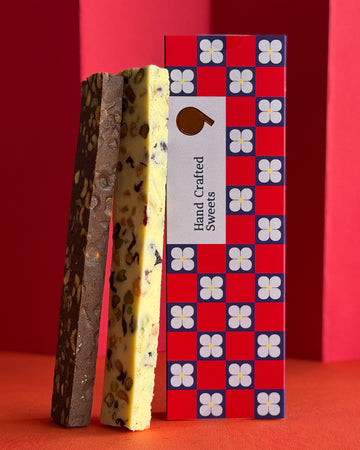 Black & white chocolate bar (180g)