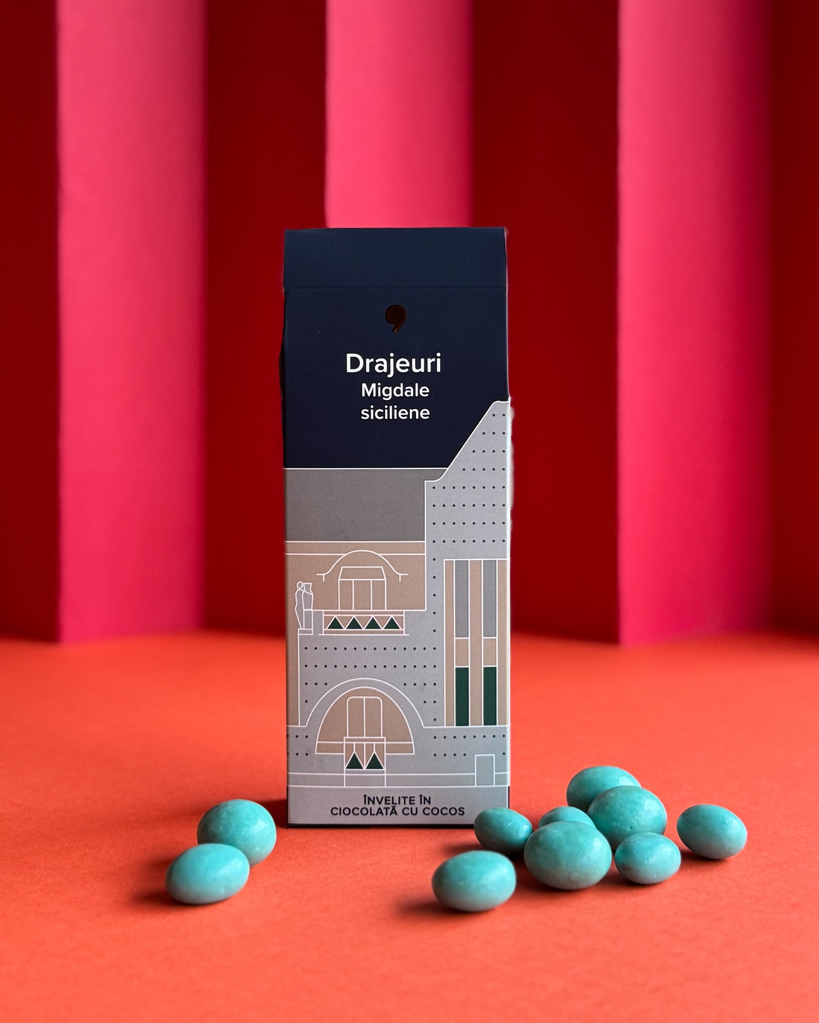 Sicilian almonds in coconut chocolate (150g)