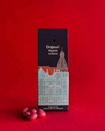 Sicilian almonds in strawberry chocolate (150g)